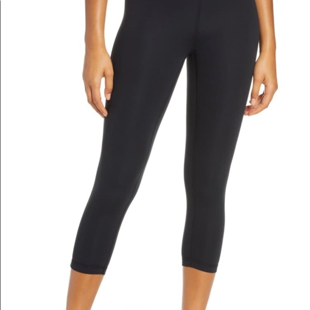 Zella Studiolite Highwaist Crop Leggings